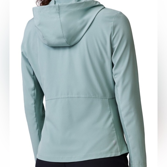Mountain Hardwear Jackets & Blazers - Mountain Hard Wear Hoodie Size L